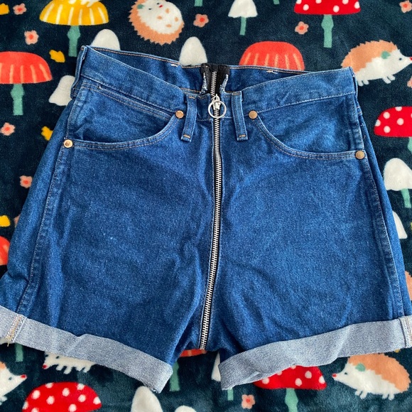 Vintage Inspired Wrangler Zipper Shorts - Picture 3 of 7